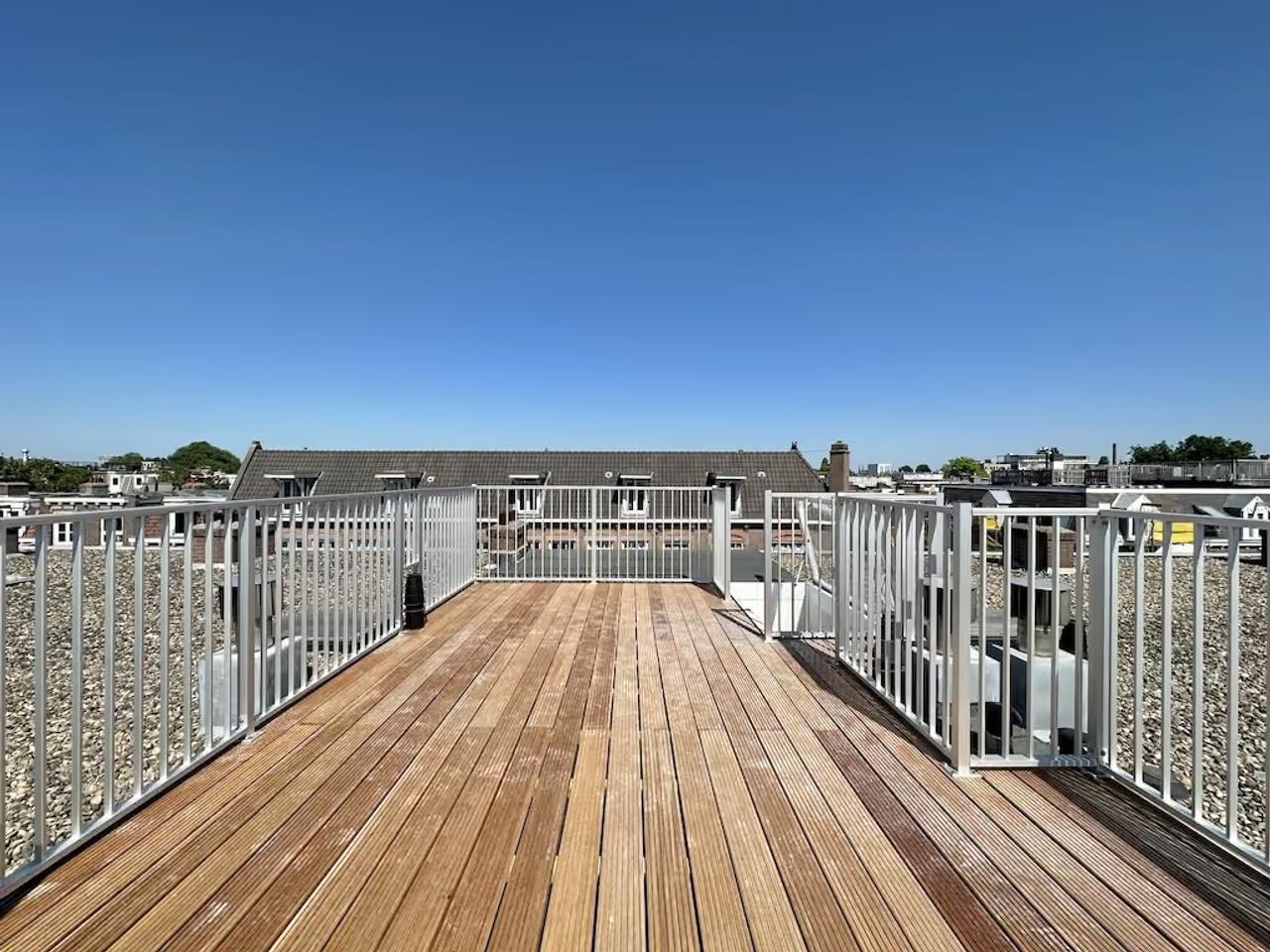 Rooftop Terrace & 2 Beds in Kinkerbuurt - Image 7