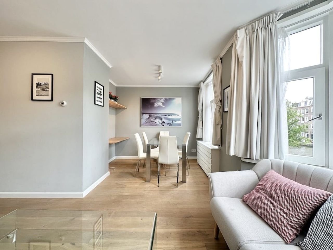 Furnished 2-bedroom apartment - Image 6