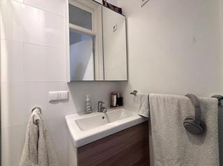 A+ studio with air conditioning near the city center - Image 8
