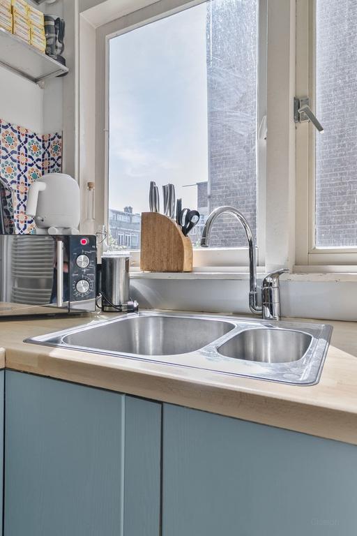 Gemeubileerd 2-kamerappartement met balkon - Afbeelding 11