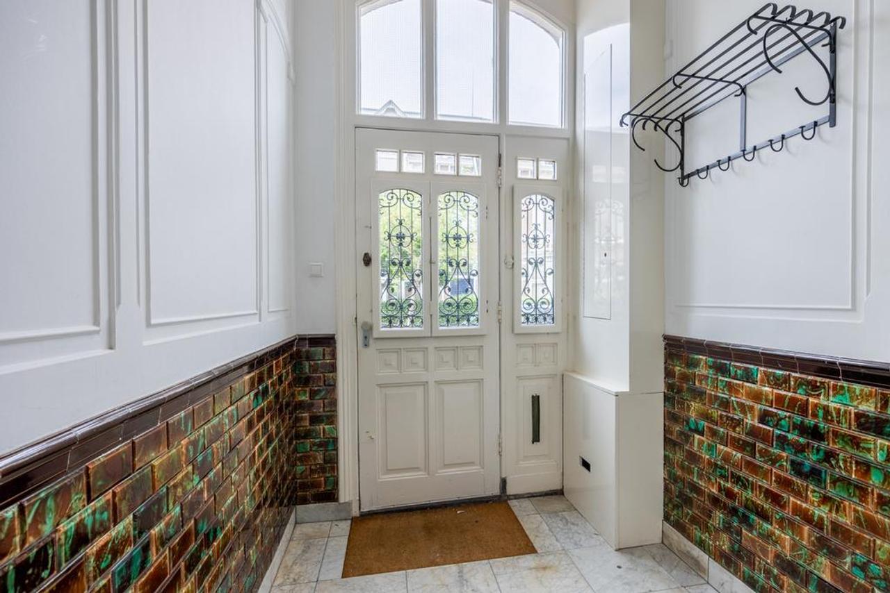 Herenhuis van 210 m2 met tuin en 5 slaapkamers - Afbeelding 7