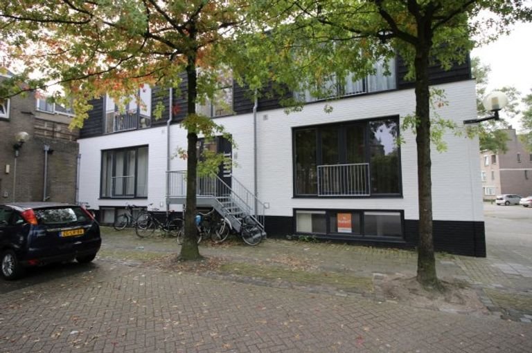 Praktische studio met slaaphoek in hartje Almelo - Afbeelding 1