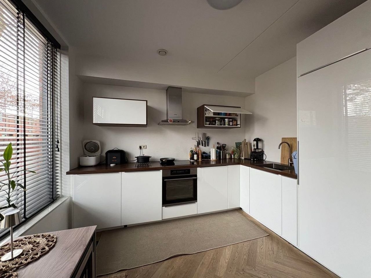 Stylish house with garage in Meerhoven - Image 8