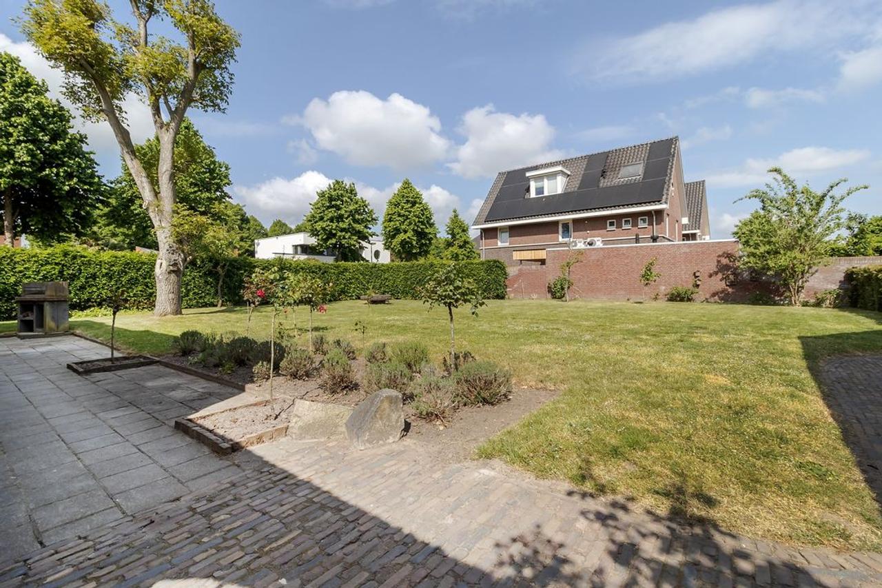 Appartement met tuin en garage in Weert - Afbeelding 26