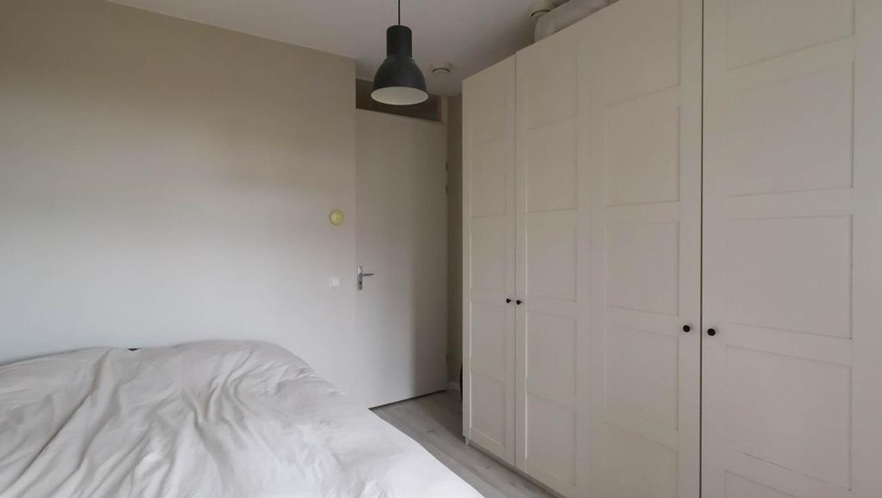 Licht 3-kamerappartement met 33m² terras in Leiden - Afbeelding 8