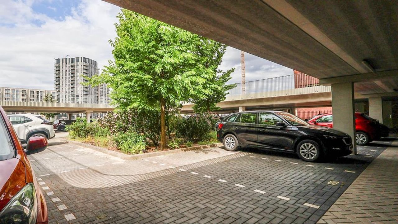 Licht 3-kamerappartement met 33m² terras in Leiden - Afbeelding 15