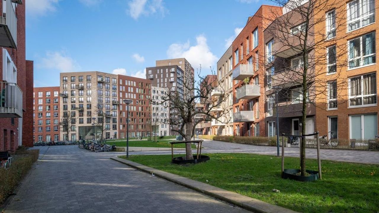 Licht 3-kamerappartement met 33m² terras in Leiden - Afbeelding 16