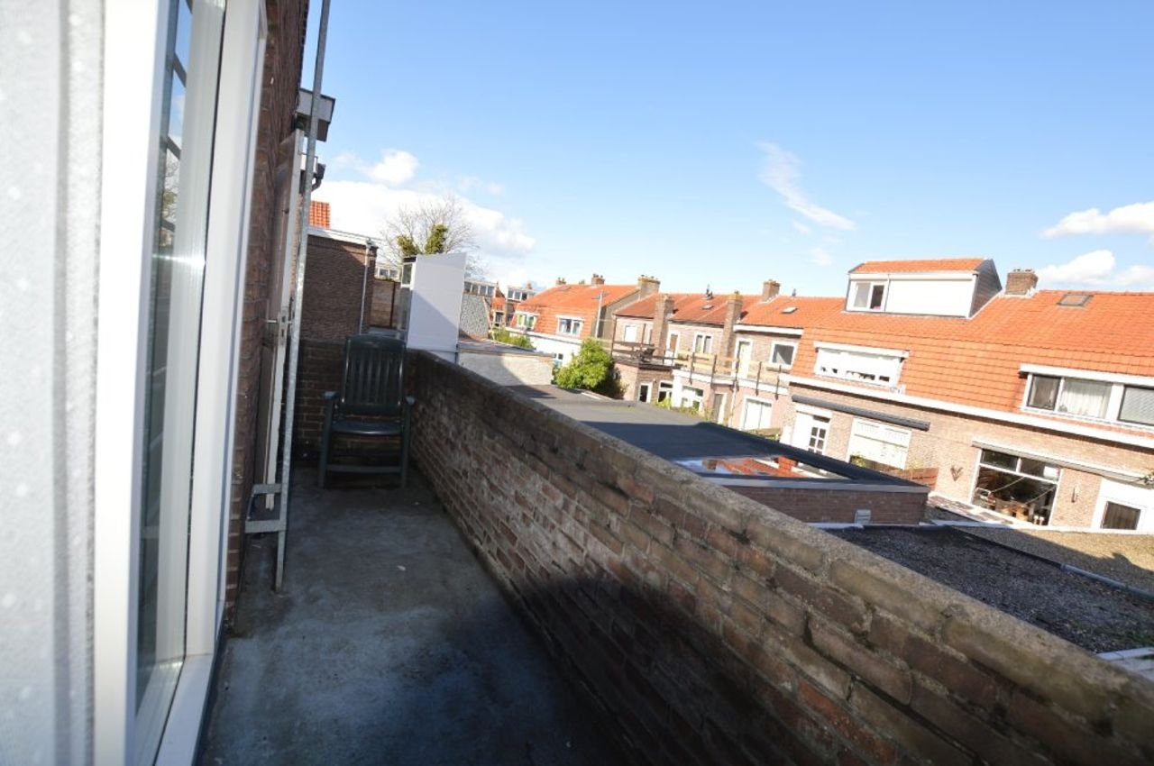 Kamer met wastafel in Assendorp - Afbeelding 5