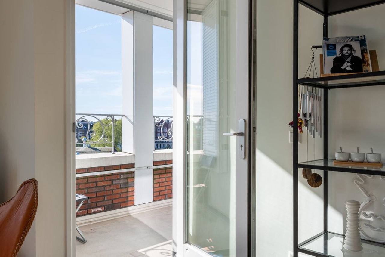 Topetage met lift in Czaar Peterbuurt - Afbeelding 3