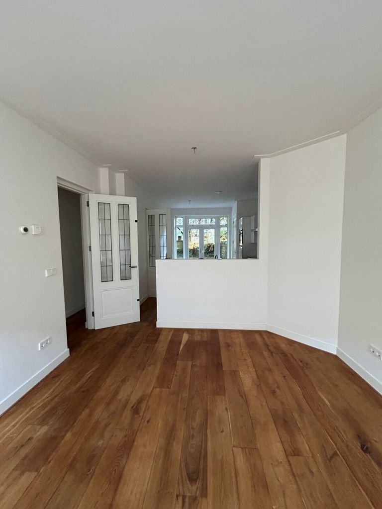 Gerenoveerd appartement (131 m²) met tuin - Afbeelding 3