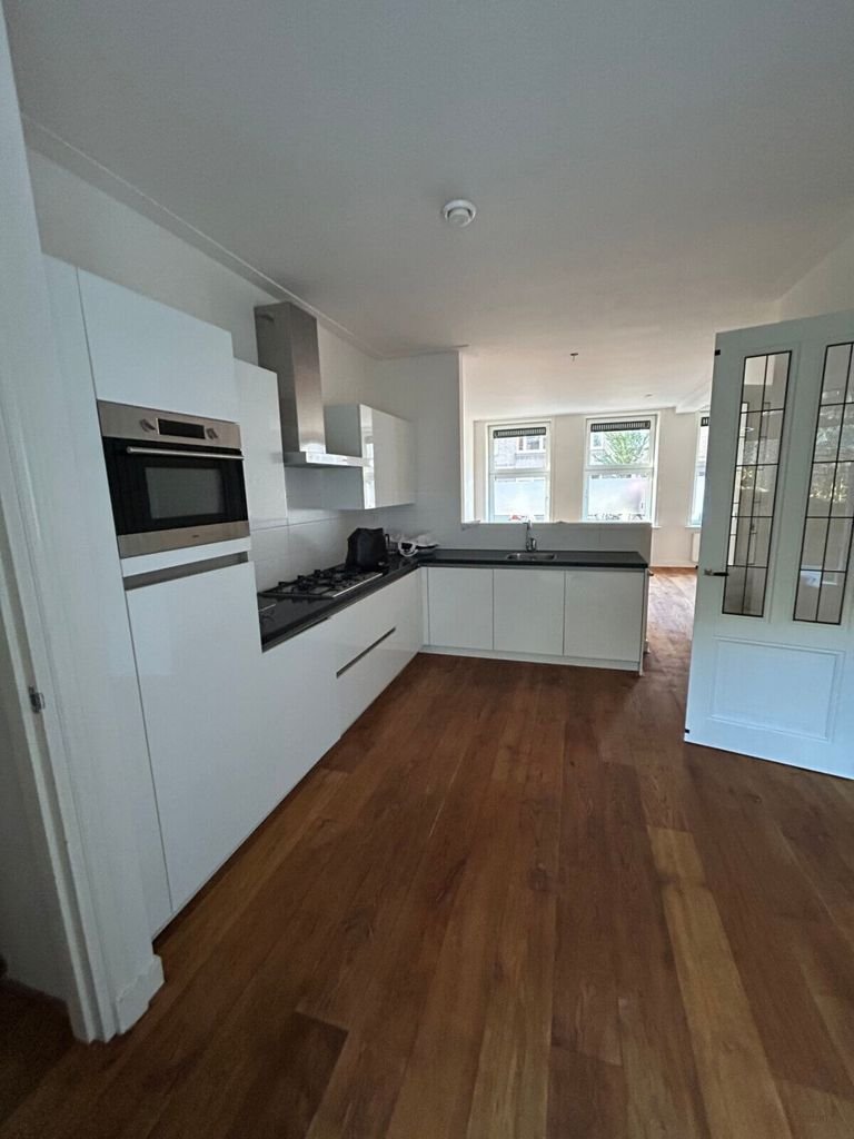 Gerenoveerd appartement (131 m²) met tuin - Afbeelding 2
