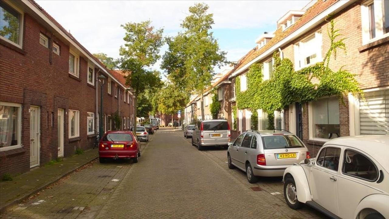 Studio met eigen badkamer in Stratum - Afbeelding 1