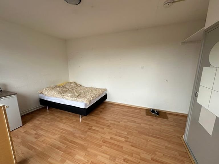 Room with private kitchen in Heer - Image 3