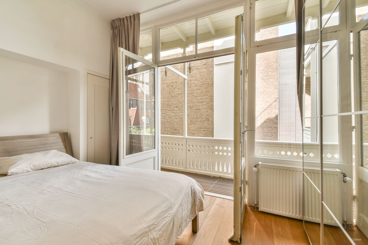 Tijdelijk appartement met twee balkons in Oud-Zuid - Afbeelding 26