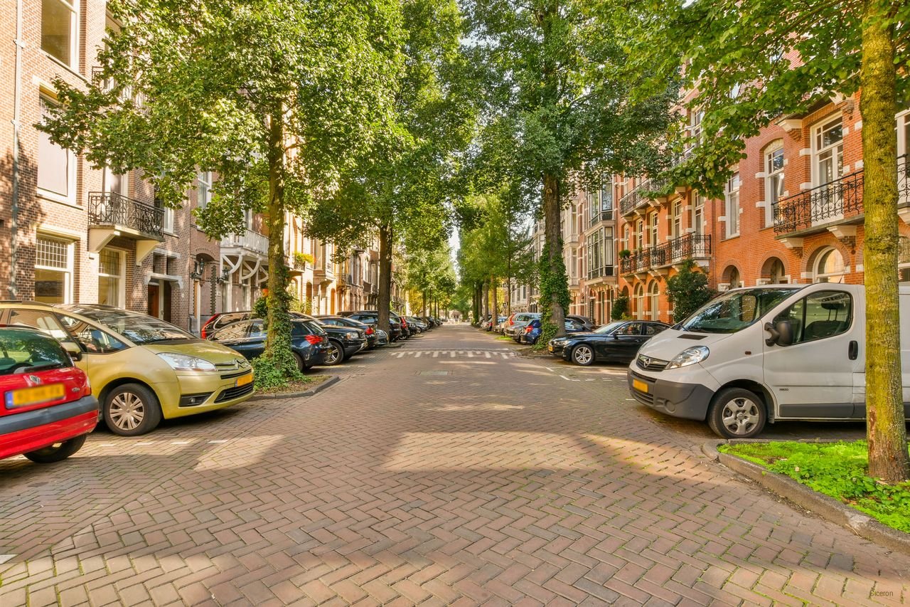 Tijdelijk appartement met twee balkons in Oud-Zuid - Afbeelding 33