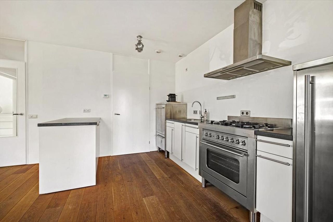 Modern wonen met tuin in de Rivierenbuurt - Afbeelding 9