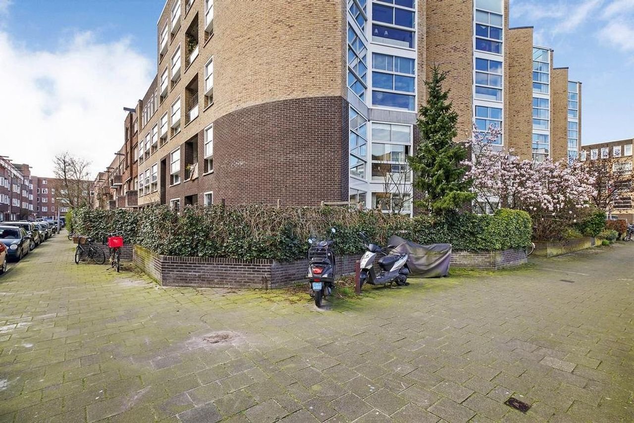 Modern wonen met tuin in de Rivierenbuurt - Afbeelding 28
