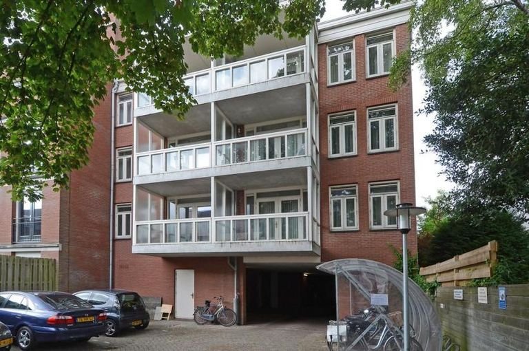 Topetage met dakterras en garage in centrum - Afbeelding 22