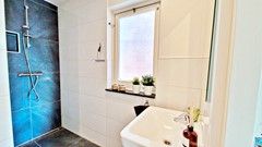 Gemeubileerd 2-kamerappartement met tuin - Afbeelding 6