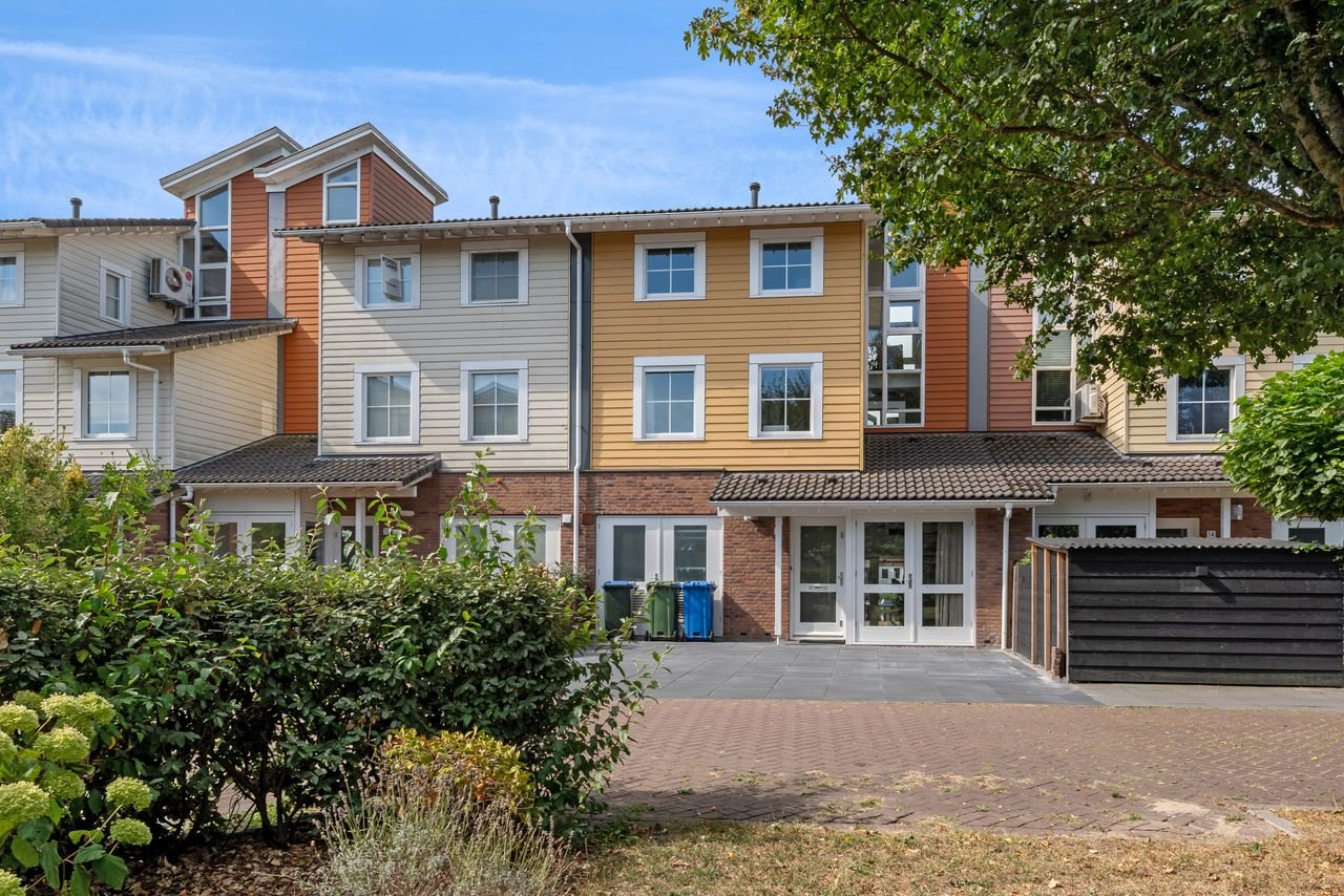 Gerenoveerd huis aan het water: Terbregge - Afbeelding 1