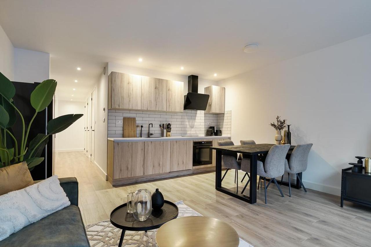 Gemeubileerd 3-kamerappartement - Afbeelding 3