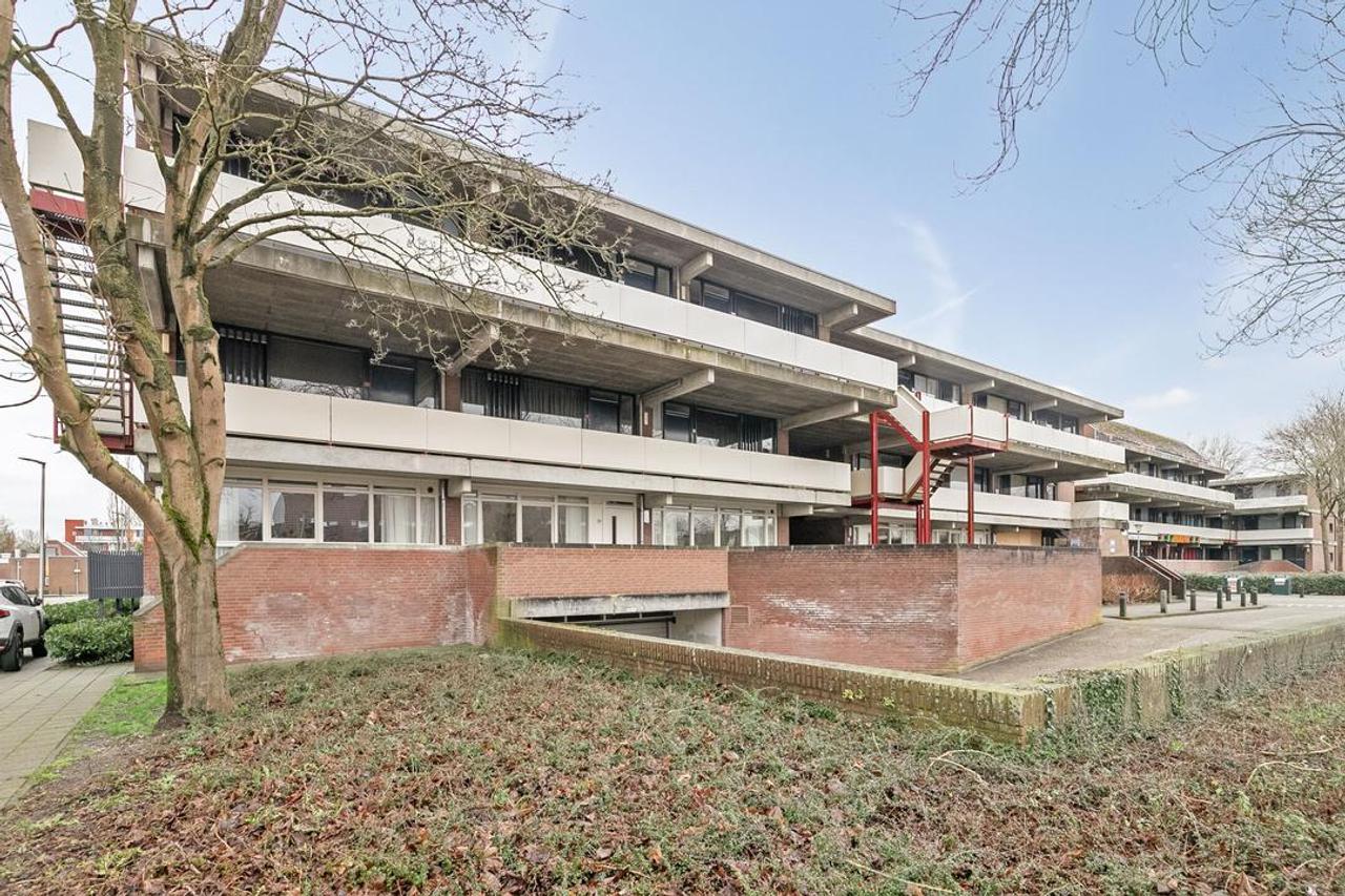 Gemeubileerd 3-kamerappartement - Afbeelding 18