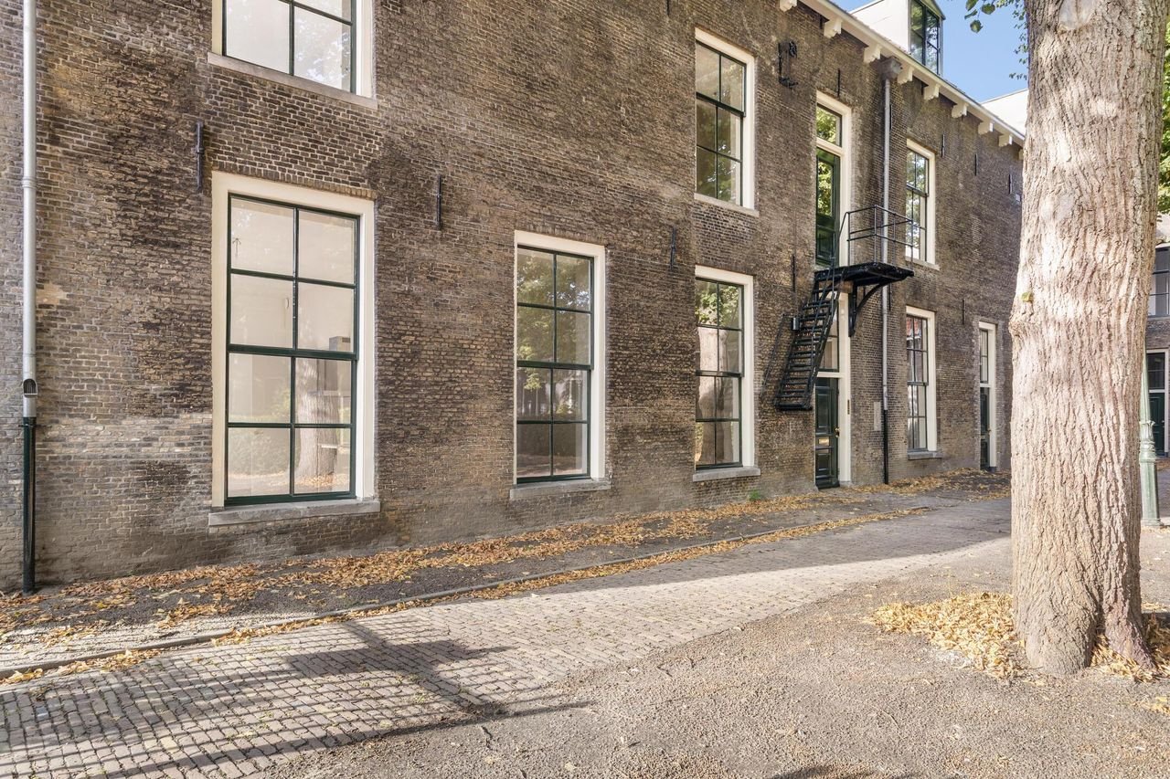 Sustainable living in a historic orphanage - Image 22