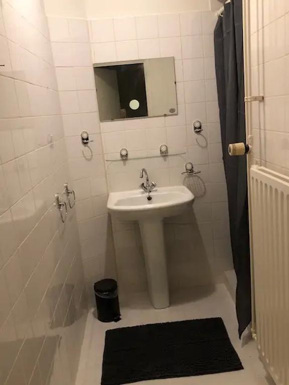 3-Bedroom Apartment in Delfzijl Center - Image 4