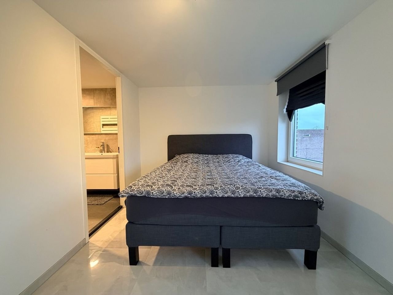 Gemeubileerd 2-kamerappartement met airco - Afbeelding 7