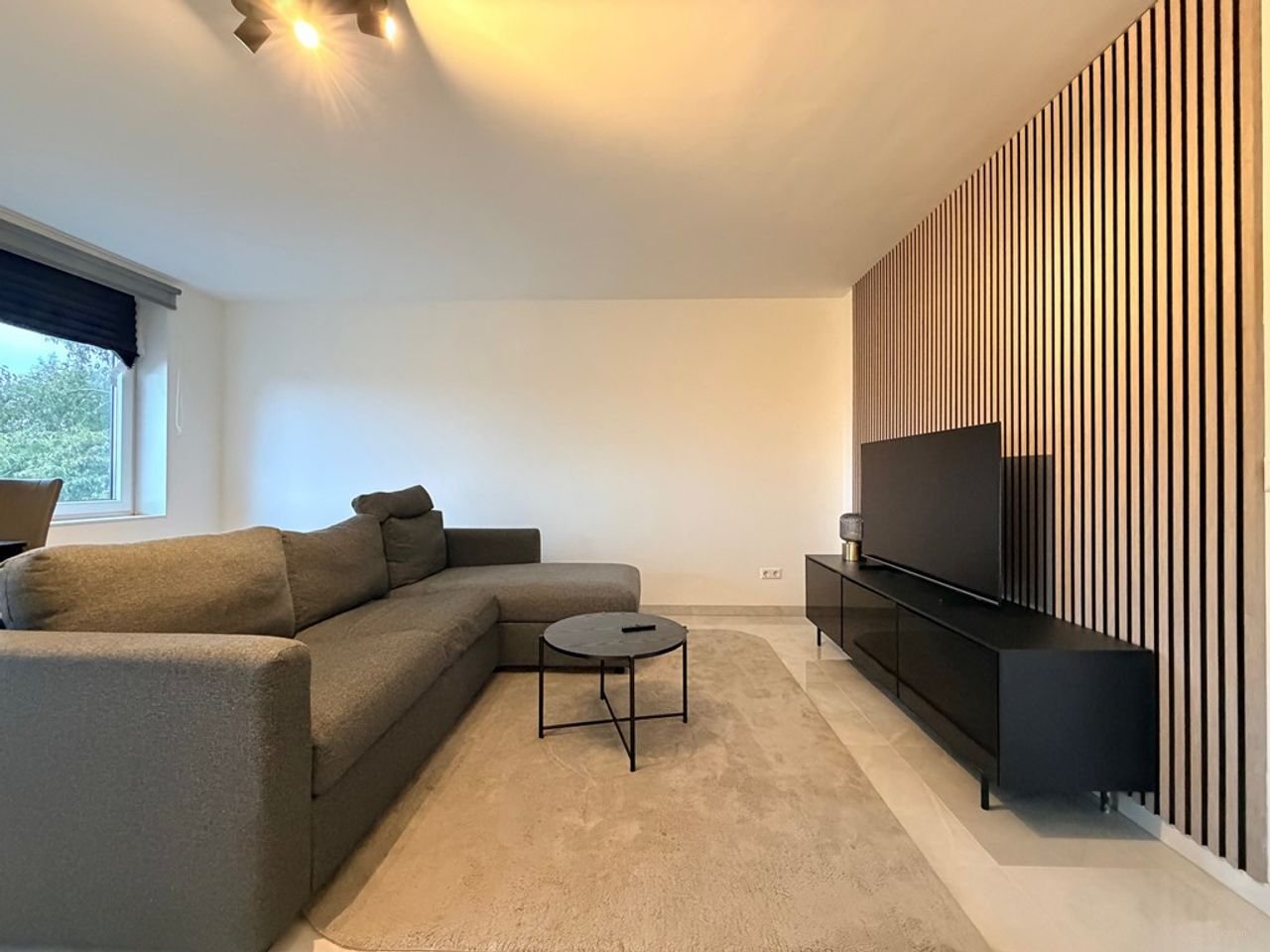 Gemeubileerd 2-kamerappartement met airco - Afbeelding 4