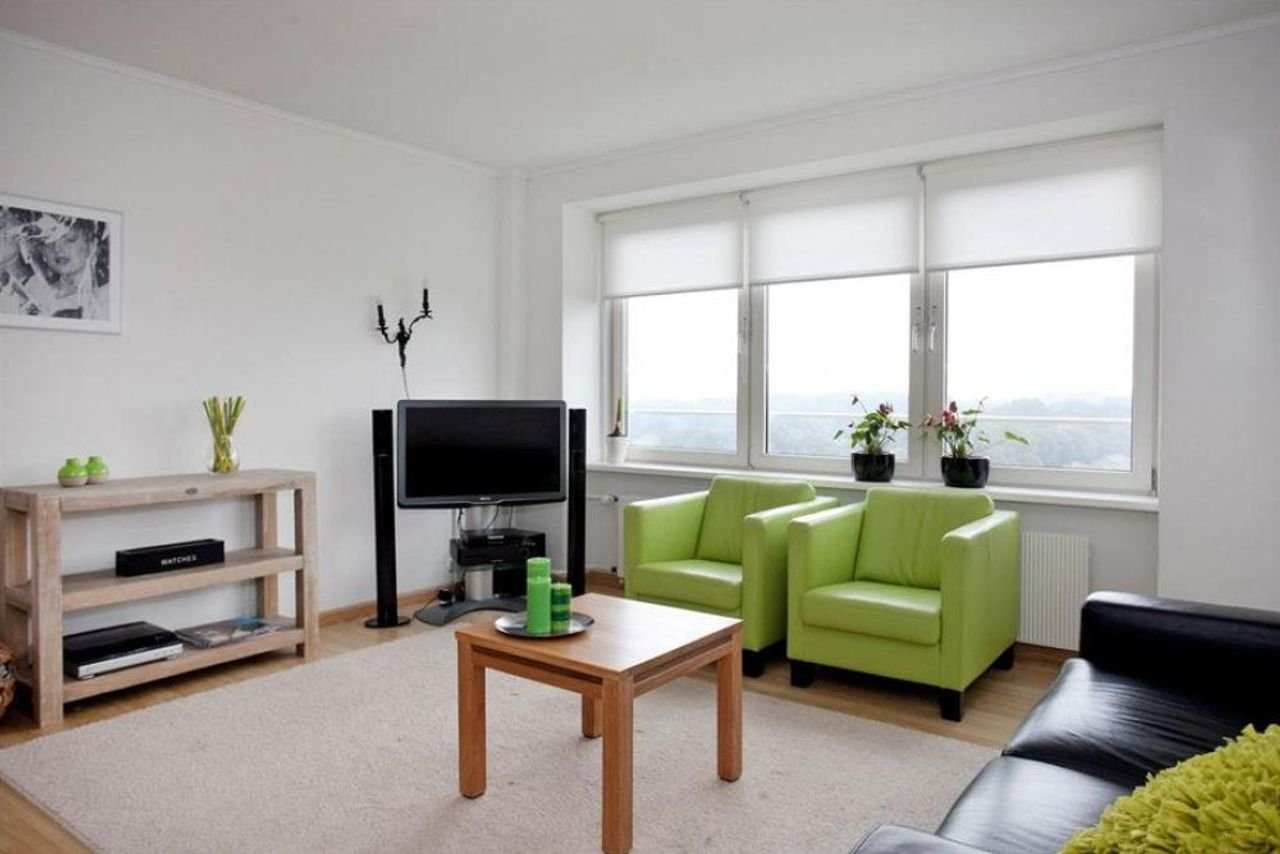 Stylish apartment with panoramic views - Image 1