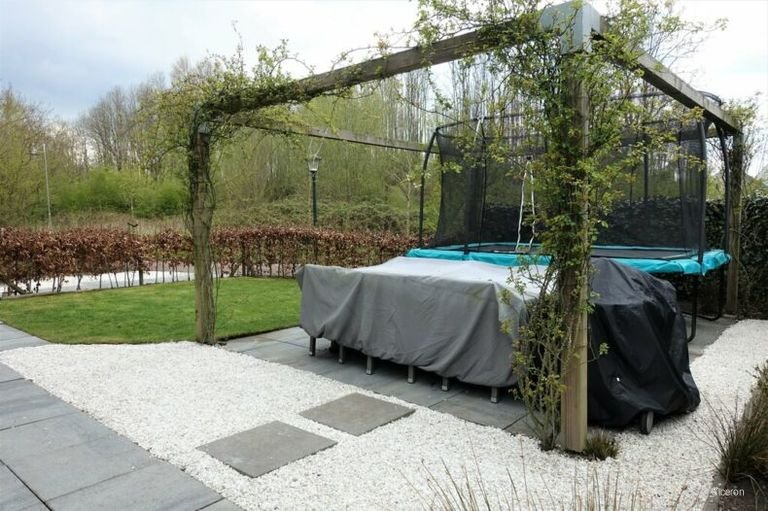 Townhouse on the Vecht with private mooring - Image 4