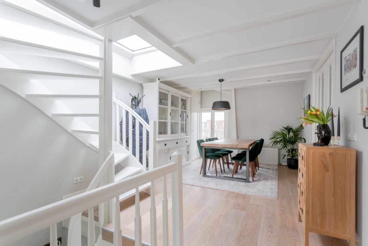 Wonen in Oud-West met groot dakterras - Afbeelding 3