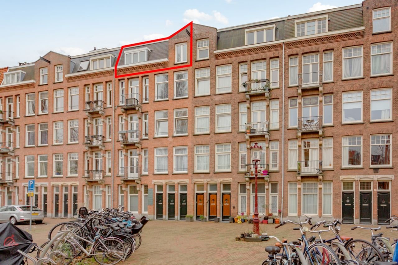 Wonen in Oud-West met groot dakterras - Afbeelding 1