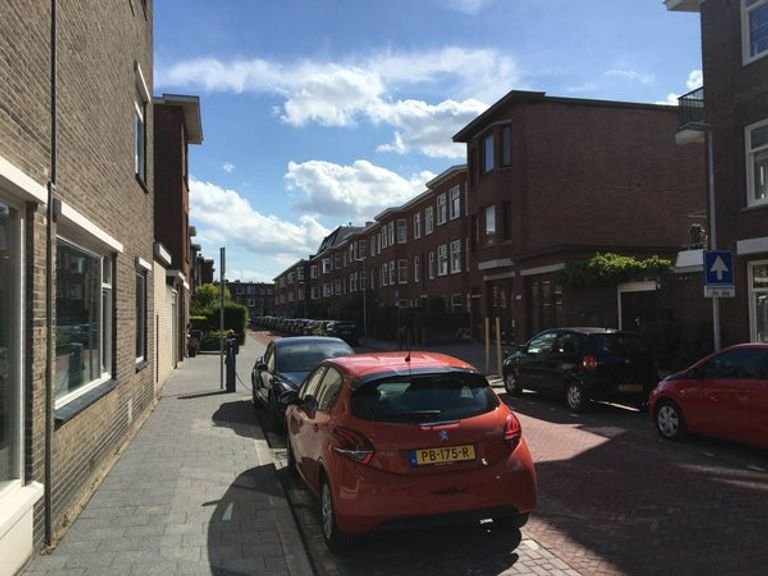 Licht appartement met erker in Bezuidenhout - Afbeelding 2