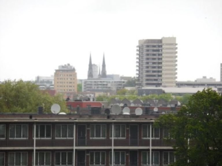 Lichte kamer van 21m² bij Haagse Hogeschool - Afbeelding 1