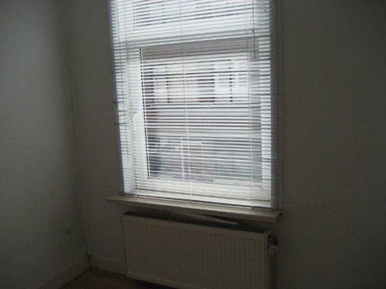 Studio with private kitchen near Laan van NOI - Image 12