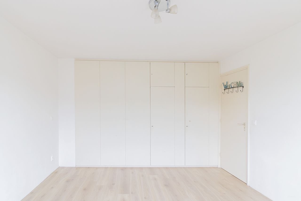 Spacious family home with deep garden in Uithoorn - Image 12