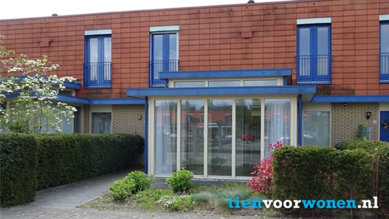 Spacious home with south-facing garden in De Landerijen - Image 2