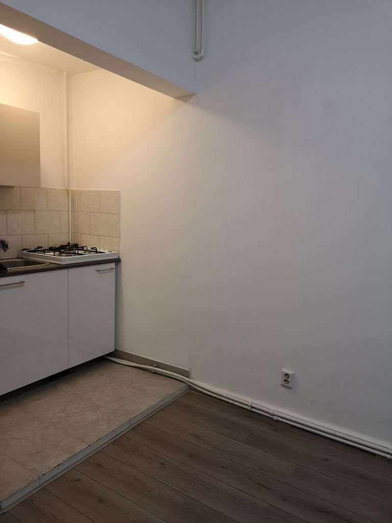 Studio in historic building near the station - Image 2