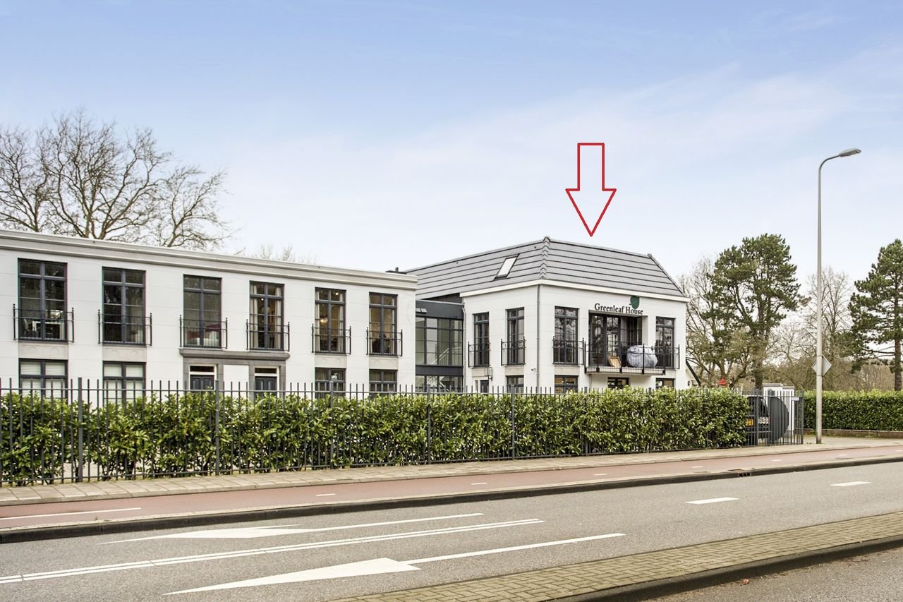 Heemstede: 260m² wonen aan het bos - Afbeelding 1