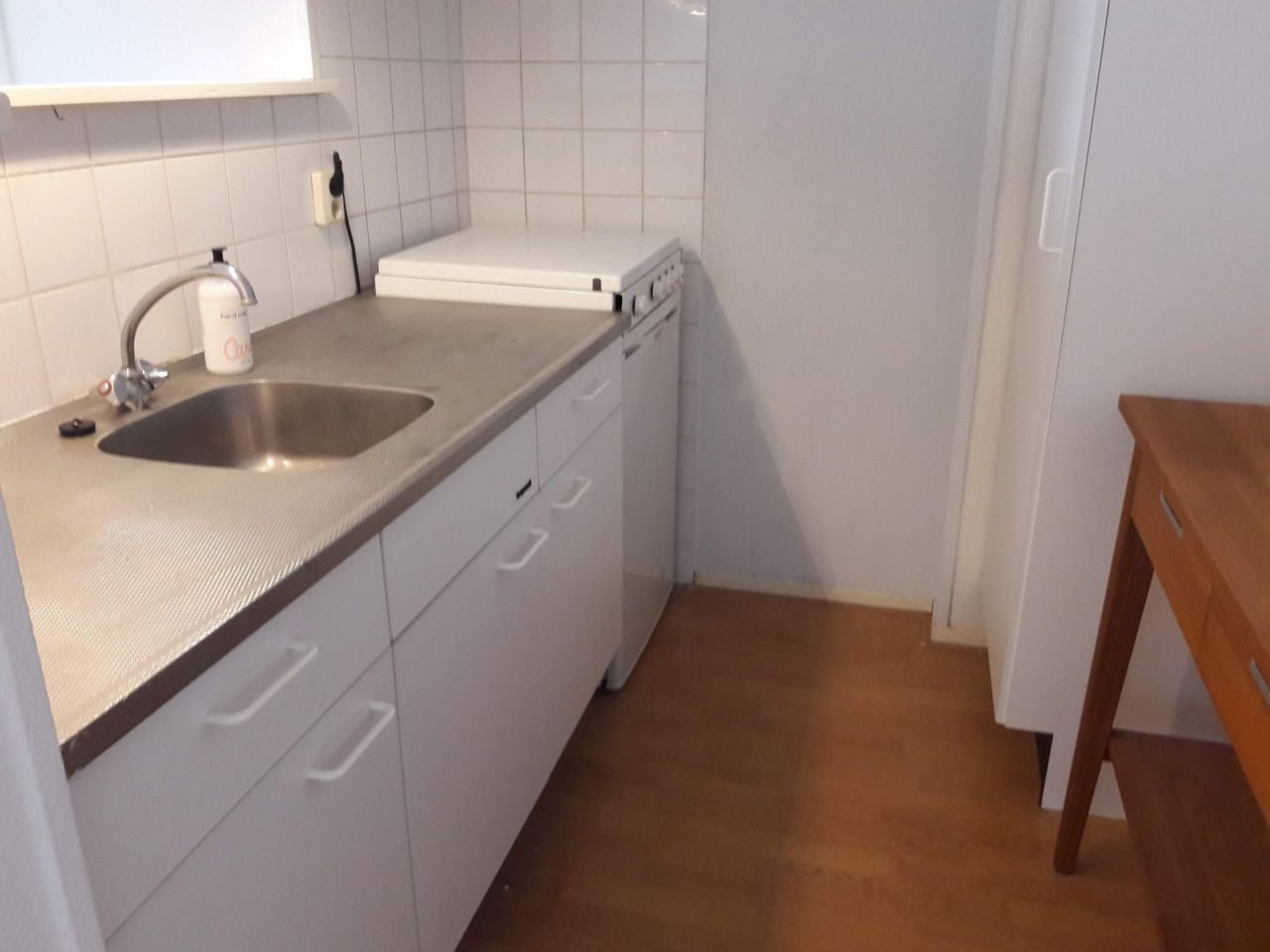 Licht 2-kamer appartement met Domzicht - Afbeelding 5