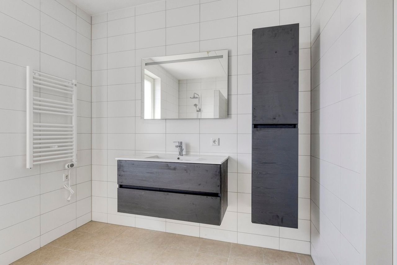 Energy-efficient living: 132m² in Sint-Maartensdijk - Image 12