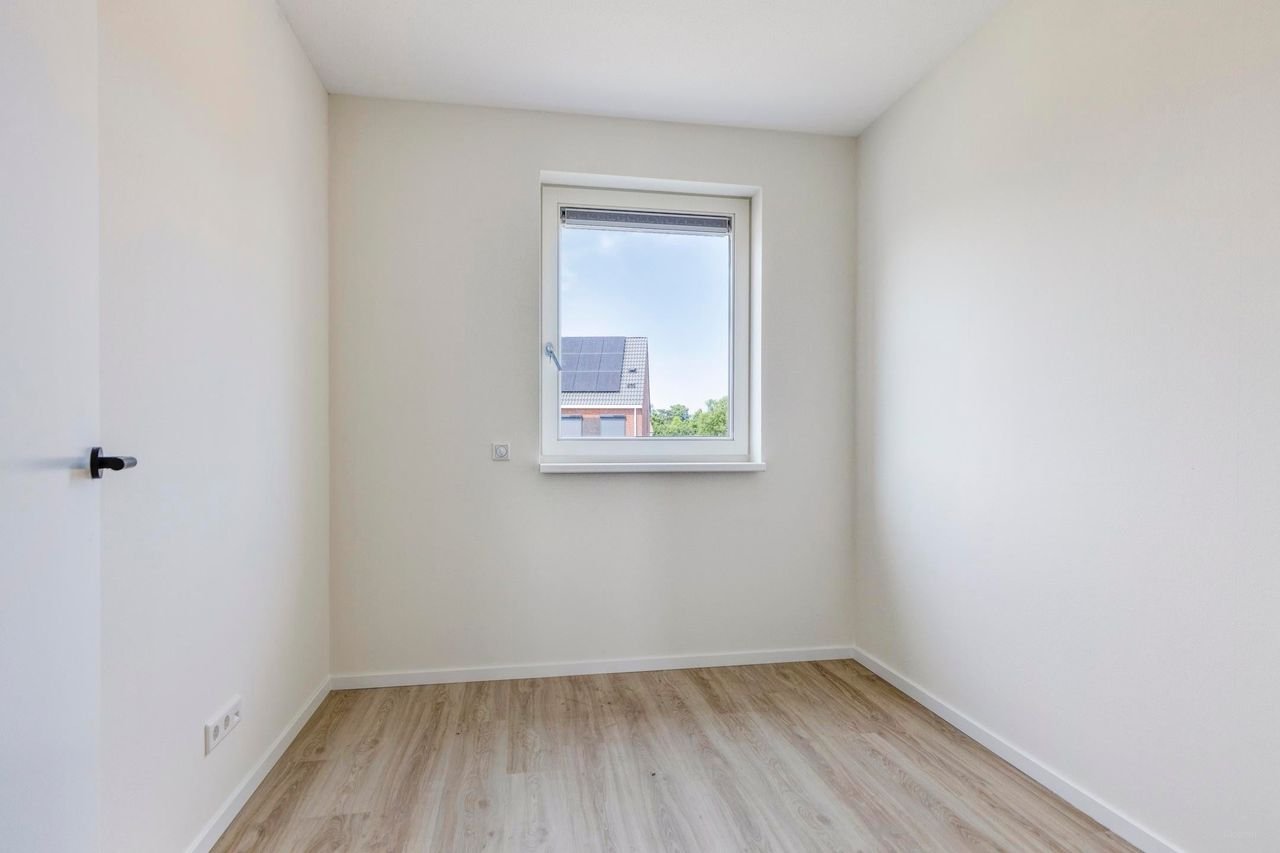 Energy-efficient living: 132m² in Sint-Maartensdijk - Image 18