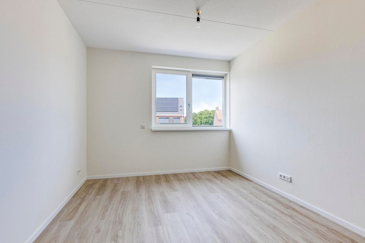 Energy-efficient living: 132m² in Sint-Maartensdijk - Image 16