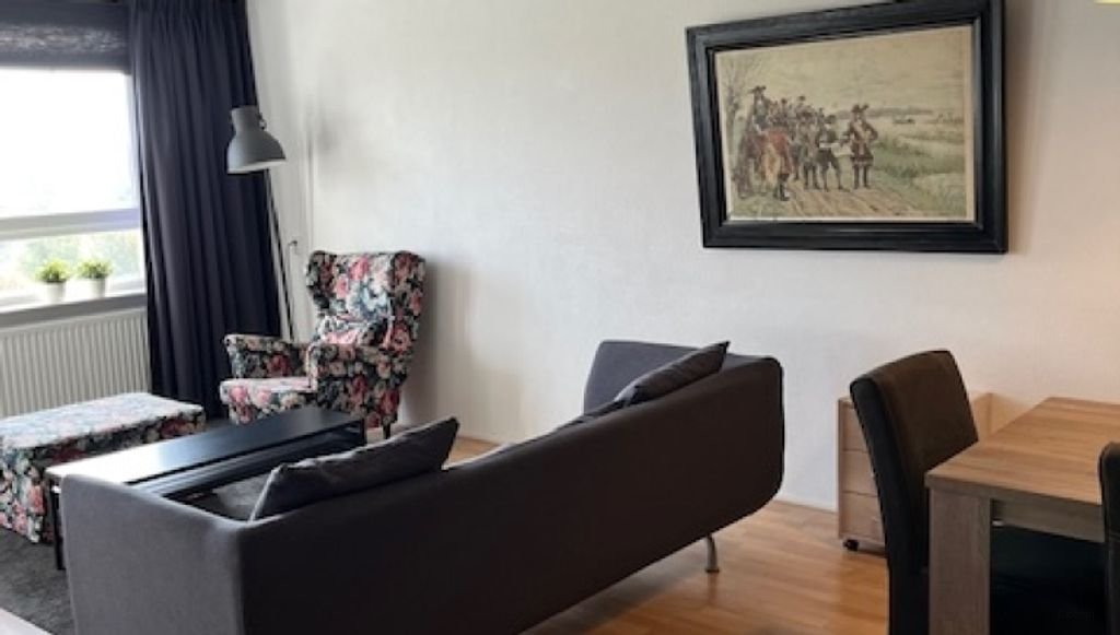 Gemeubileerd wonen op de 10e verdieping - Afbeelding 2