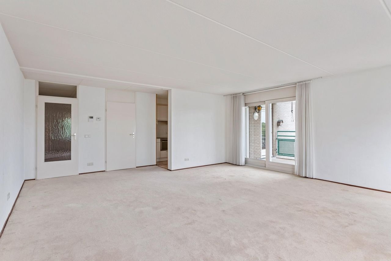 Living above the shops in Enschede - Image 10