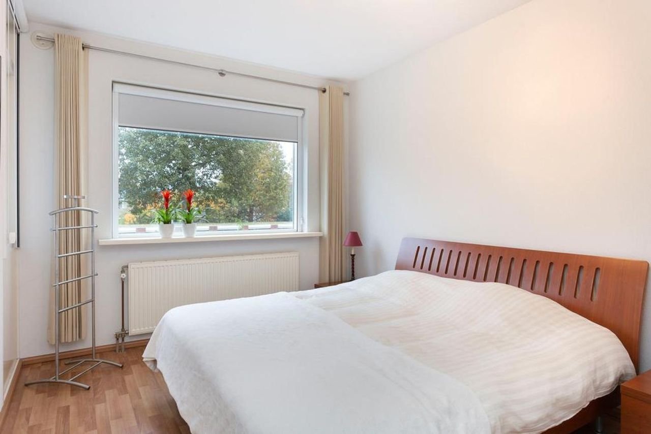 Furnished 2-bedroom apartment (75 m²) - Image 12