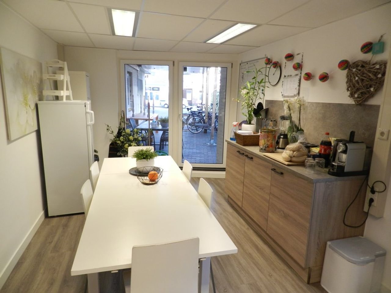 Moderne studio in Vogelkwartier met eigen keukenblok - Afbeelding 15