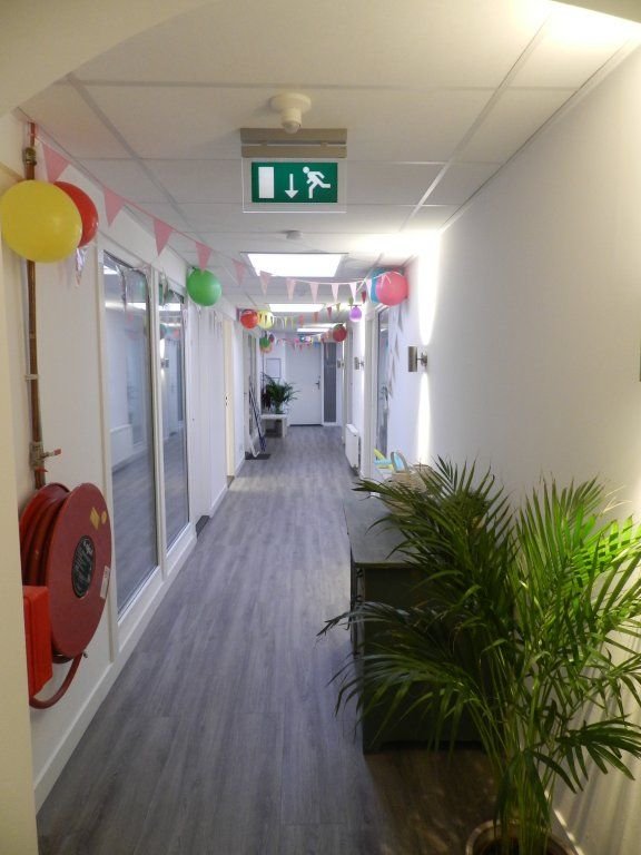 Moderne studio in Vogelkwartier met eigen keukenblok - Afbeelding 23